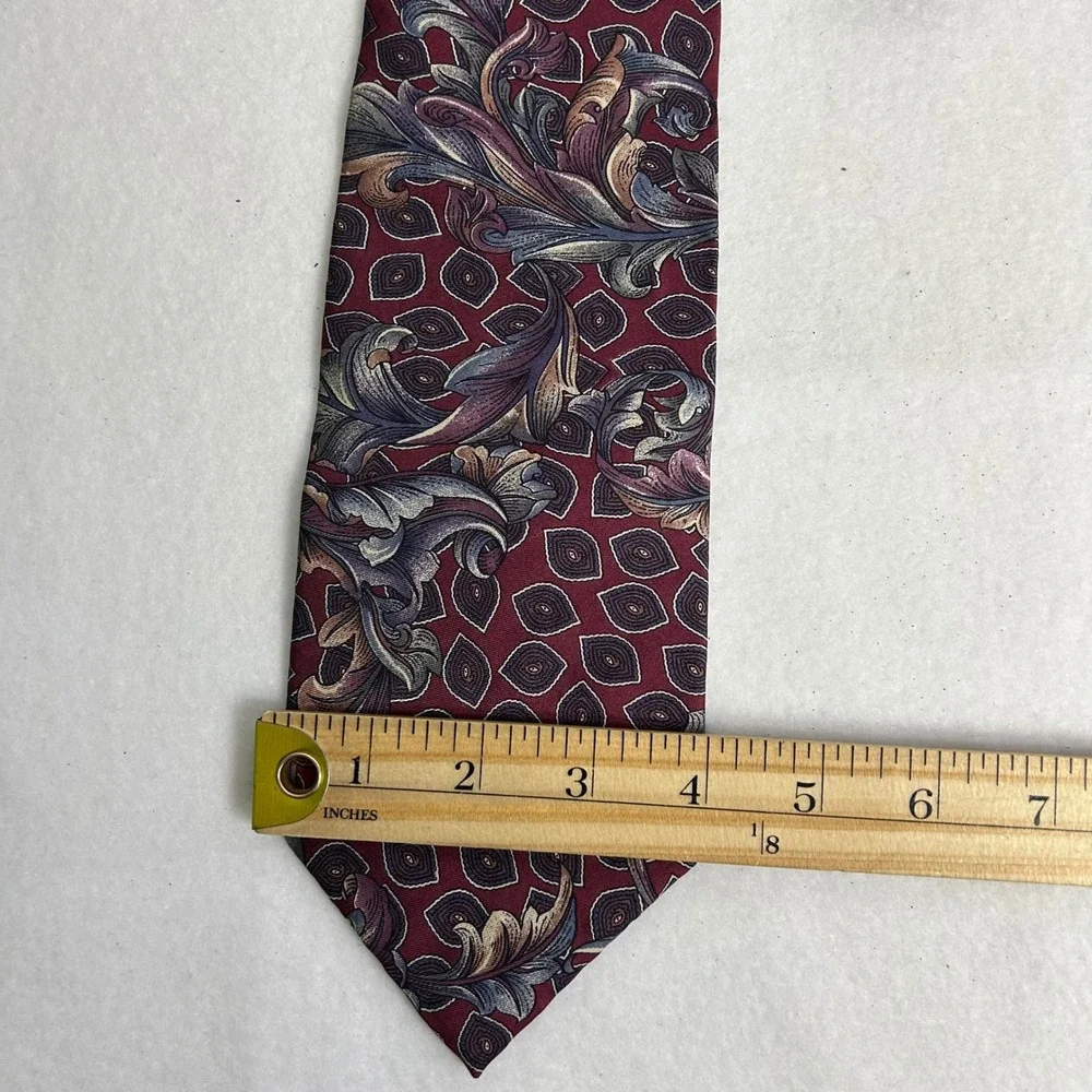 Etienne Aigner classic necktie